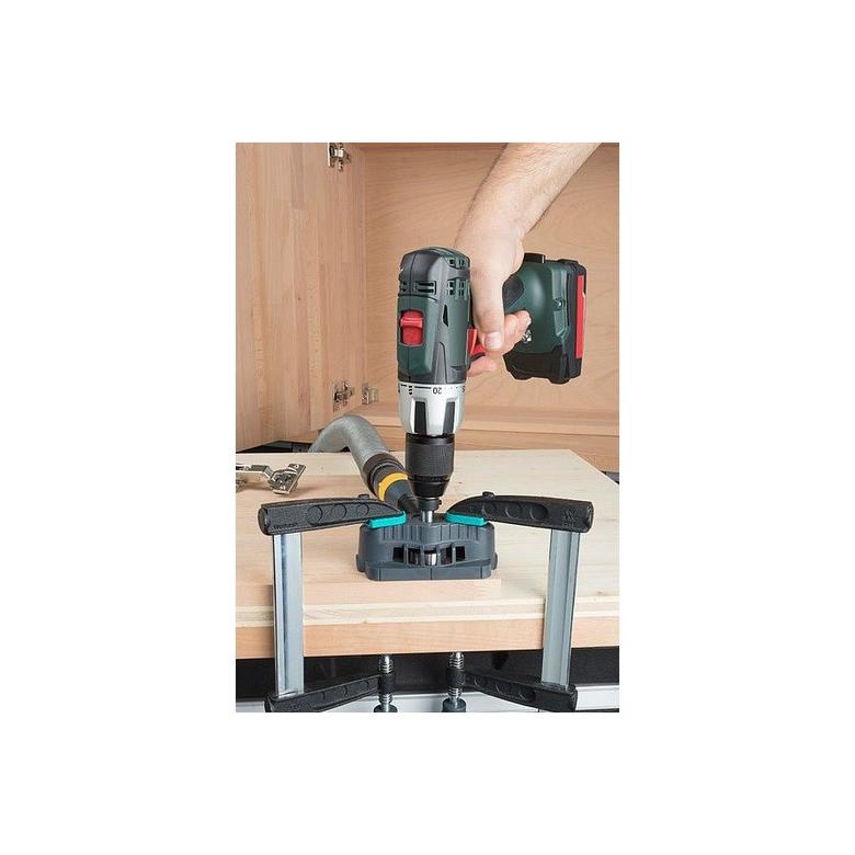 Wolfcraft przenośna prowadnica wiertarska do wierteł cylindrycznych i Forstnera (4686000)