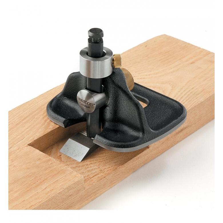 VERITAS - strug wyżłabiak średni z nożem A2 05P3863