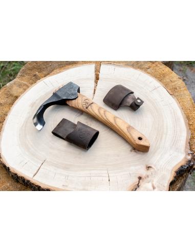 Beavercraft Ciosło wklęsłe z etui skórzanym i zawiesiem AX2