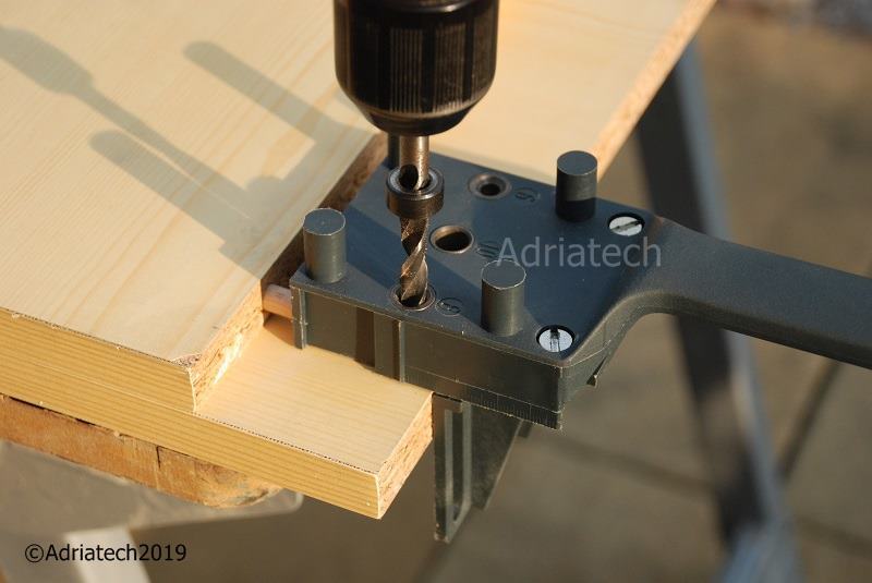 Przyrząd do połączeń kołkowych 4645000