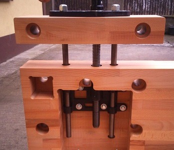 Instrukcja montażu imadła stolarskiego do strugnicy